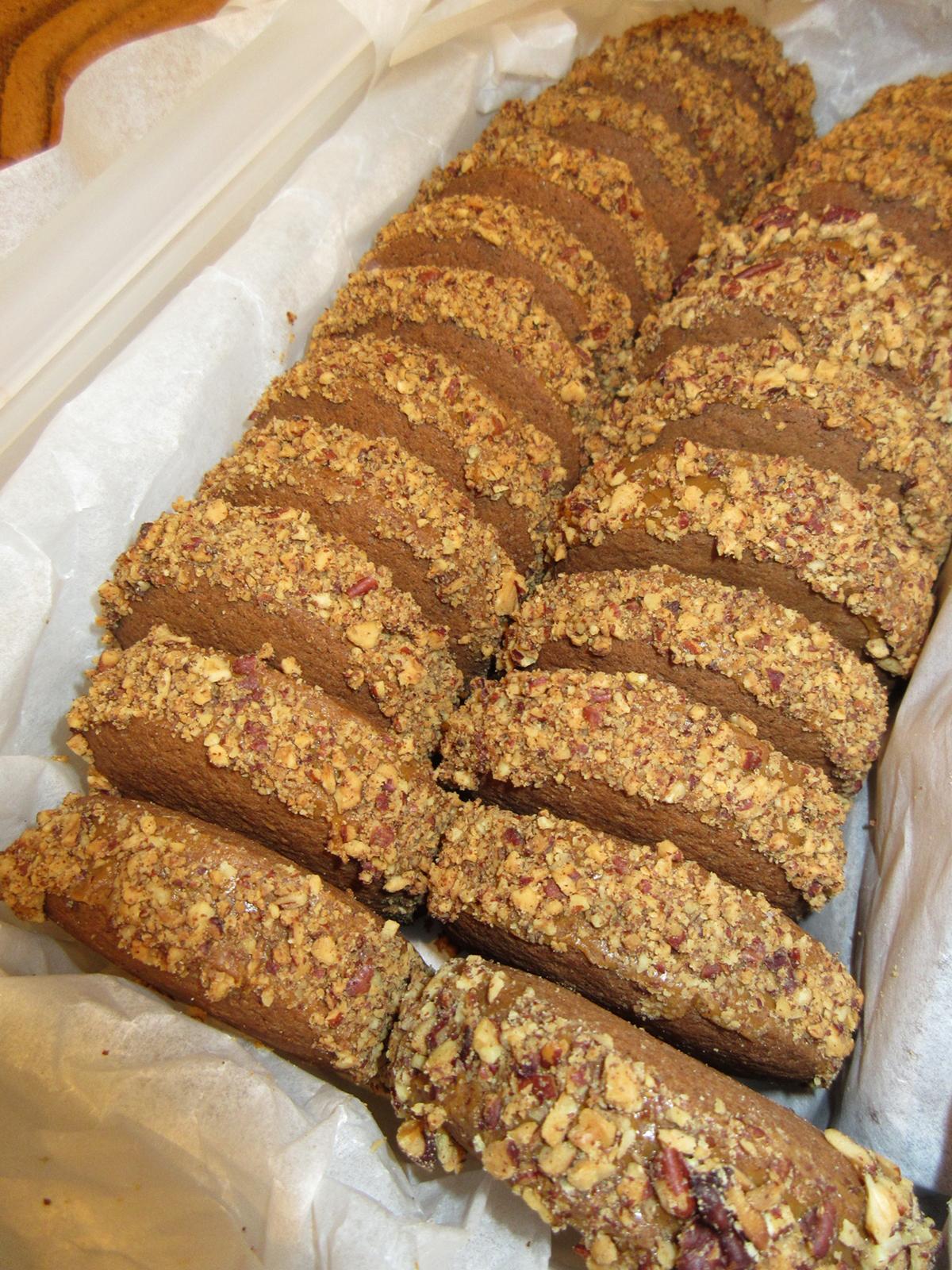 24 Christmas treats in a gift box