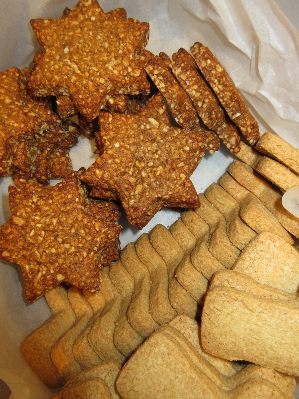 24 Christmas treats in a gift box